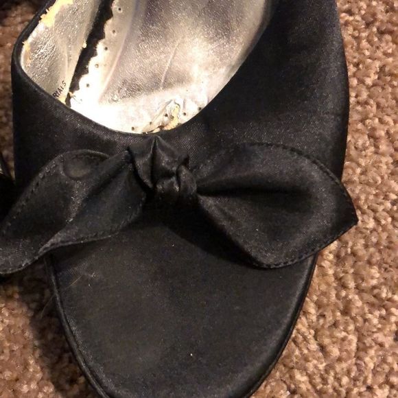 Rampage Backless Heels - Picture 3 of 9